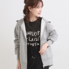 シューラルー(SHOOLARUE)の【S-LL】大人っぽく着られる ダンボールジップパーカ