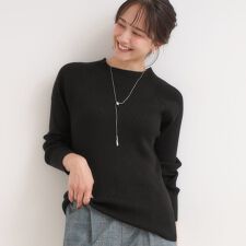 シューラルー(SHOOLARUE)の【絶妙なゆるピタ洗濯機可】ちくちくしにくい リブハイネックやわらかニット