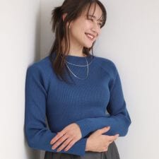 シューラルー(SHOOLARUE)の【絶妙なゆるピタ洗濯機可】ちくちくしにくい リブハイネックやわらかニット