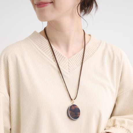 [^ԁFC7084047]ׂ̎p[c|Cg̃lbNXBXG[hRƃ^̃Xl[N`F[̓{gŁAIIt܂ŕLR[fɊ􂵂܂B012  O[np[c  ubNR Vo[J[bL043  uEnp[c x[WR S[hJ[bL 052  x[Wnp[c x[WR sNVo[bLƖ̊֌WɂAۂFČꍇ܂B܂Ap\REX}[gtHȂǂ̊ɂA኱iƉ摜̃J[قȂꍇ܂B