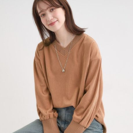 [^ԁFC6214319]yfUCzƋ݌jbgufނɂȂĂR[fCfނ̃gbvXłB݂Ƒɂjbgufނ̓R[fC̉ʑfނƂ悭AVvȂ瑶݊1ɁBȂŒpĂ܂ByX^COz\ʊR[fCfނȂ̂ŁAfjVvȃ{gƍ킹₷ꖇB̑O㍷肵VGbg̃gbvXȂ̂ŁAi[XJ[gאg̃e[p[hpcȂǂƍ킹ĂƁAoX悭Ă܂ByfށzR[fCfނƃjbgufނgpĂ܂BƖ̊֌WɂAۂFČꍇ܂B܂Ap\REX}[gtHȂǂ̊ɂA኱iƉ摜̃J[قȂꍇ܂B