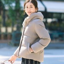 シューラルー(SHOOLARUE)の【撥水洗える】ショートフーディーダウン