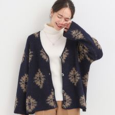 シューラルー(SHOOLARUE)の羽織るだけでスタイリングの主役に 起毛柄カーディガン