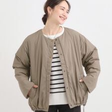 シューラルー(SHOOLARUE)の【洗濯機可撥水S-LL】リバーシブル ノーカラー中綿ブルゾン