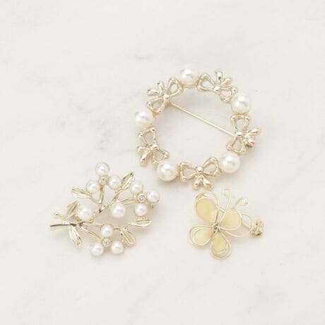 [^ԁFC7085703]ꂽAtFCNp[̃u[`3_ZbgyfUCz̃u[`3_ZbǵAiȃtFCNp[ƋPrW[킹fUCłB܂܂ȃX^CɃ}b`@ׂȔ͂ŁAǂ̃u[`GKgȈۂ^܂BlȃfUCŁAV[ɉĎRɃR[fBl[gy߂܂BhXuEX̋܌ɍ킹ău[`邱ƂŁA؂₩vXBPiłAgݍ킹Ăn̓łȂAfC[R[fɂ߂łB005 sNVo[J[bL006 Vo[J[bL007 S[hJ[bLƖ̊֌WɂAۂFČꍇ܂B܂Ap\REX}[gtHȂǂ̊ɂA኱iƉ摜̃J[قȂꍇ܂Bʋ΁Zj[}}X[cƎwwZK╞tH[}fBX܎O}}X[c