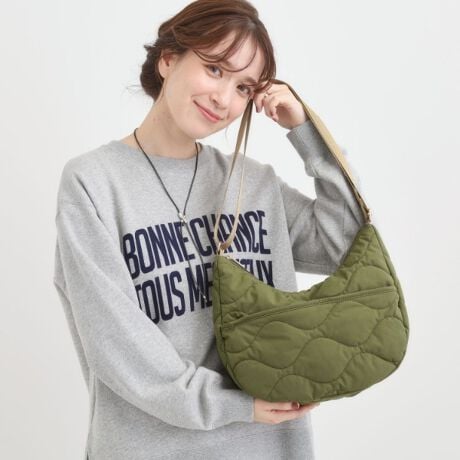 [^ԁFC7004028]yfUCzЂ傤Lg̃V_[obNłBn[t[^̃tHtF~jȈۂłB{̂̑fނ͌yAigɂ߂łBydlzE|PbgF~2 O~1Ɩ̊֌WɂAۂFČꍇ܂B܂Ap\REX}[gtHȂǂ̊ɂA኱iƉ摜̃J[قȂꍇ܂Bd:175g