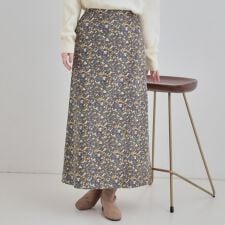 【S-LL】華やかで主役 花柄Aラインスカート