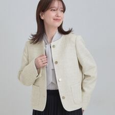 シューラルー(SHOOLARUE)の柔らかく軽い ライトツイードジャケット