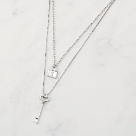 [^ԁFC7084056]싞ƌ̃`[t킢lbNXBƖ̊֌WɂAۂFČꍇ܂B܂Ap\REX}[gtHȂǂ̊ɂA኱iƉ摜̃J[قȂꍇ܂B