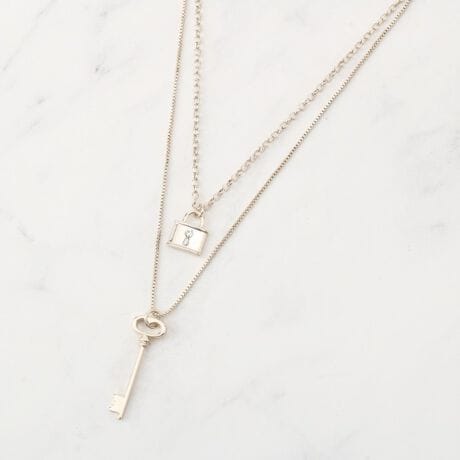 [^ԁFC7084056]싞ƌ̃`[t킢lbNXBƖ̊֌WɂAۂFČꍇ܂B܂Ap\REX}[gtHȂǂ̊ɂA኱iƉ摜̃J[قȂꍇ܂B