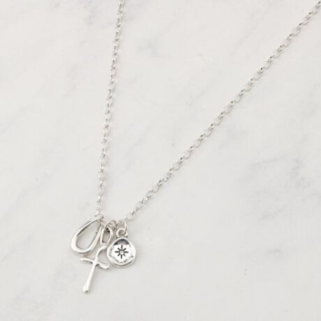 [^ԁFC7084057]NX𒆐SƂ`[킢lbNXƖ̊֌WɂAۂFČꍇ܂B܂Ap\REX}[gtHȂǂ̊ɂA኱iƉ摜̃J[قȂꍇ܂B