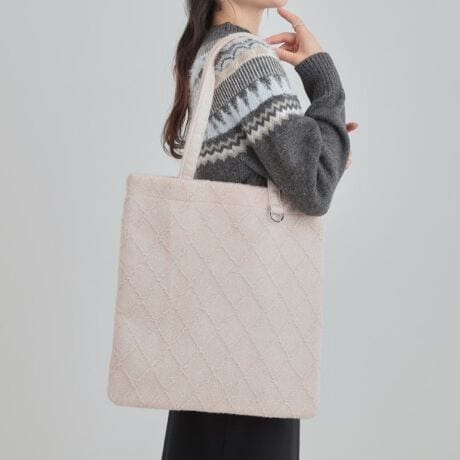 [^ԁFC7004100]yfUCziq̃nŃgĥg[gobOłB傫߂ȃTCYŁATuobOƂĂ߂łBnhɋtĂ̂ŁAL[z_[`[t̂ɕ֗łBydlzE|PbgF~1Ɩ̊֌WɂAۂFČꍇ܂B܂Ap\REX}[gtHȂǂ̊ɂA኱iƉ摜̃J[قȂꍇ܂Bd:265g