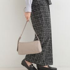 カジュアルからきれいめまで ワンハンドル ショルダーバッグ