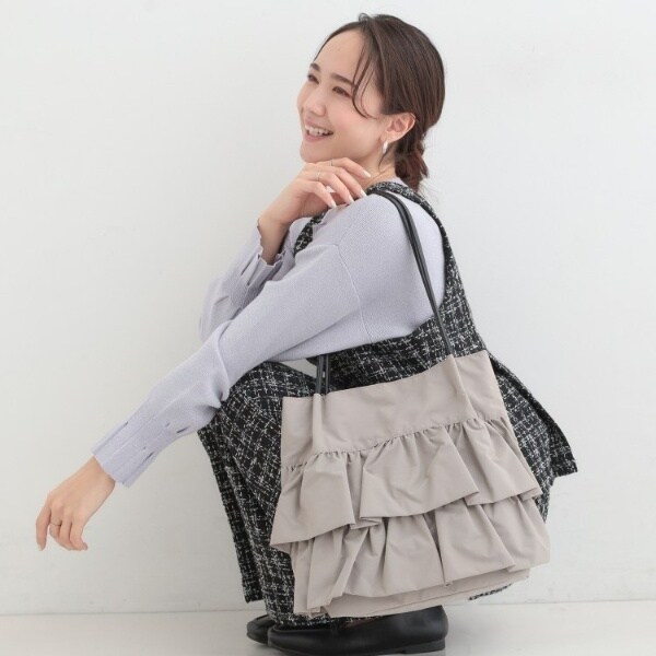 撥水】つまみハンドルフリルトートバッグ | シューラルー(SHOOLARUE