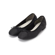 【ふかふか】フェミニンにもカジュアルにも合わせやすい 大人のバレエシューズ