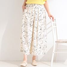 【S-LL柄が選べる】大人上品な花柄でコーデが彩る アソートプリントスカーチョ