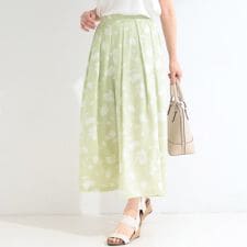 【S-LL柄が選べる】大人上品な花柄でコーデが彩る アソートプリントスカーチョ