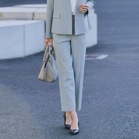 セットアップ可能・洗える・】センタープレス入りパンツ＜S～L・後ろ  