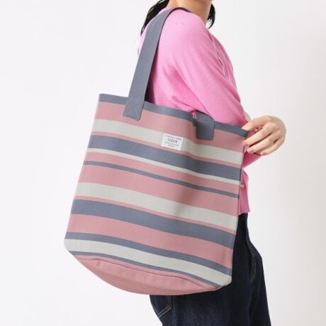 [^ԁFF5804015]yfUC|Cgz_sb`̃{[_[fUCg[gBAGBẴmg[AtF~jȈۂ̃sNnAĂ炵}C[WlCr[nƕ͋C̈قȂJ[WJBẴW[₿Ƃoɕ֗ȃACełByX^CO|CgzŃR[fBl[g̃|CgɂȂjbgobOłByfރ|Cgz悭n̂邵ƂjbgnB}VEHbVuΉBydlzE|PbgF~1EA4t@C[Ɩ̊֌WɂAۂFČꍇ܂B܂Ap\REX}[gtHȂǂ̊ɂA኱iƉ摜̃J[قȂꍇ܂Bd:290g