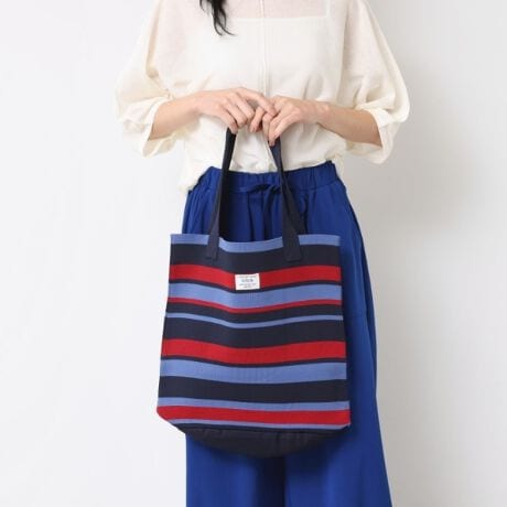 [^ԁFF5804015]yfUC|Cgz_sb`̃{[_[fUCg[gBAGBẴmg[AtF~jȈۂ̃sNnAĂ炵}C[WlCr[nƕ͋C̈قȂJ[WJBẴW[₿Ƃoɕ֗ȃACełByX^CO|CgzŃR[fBl[g̃|CgɂȂjbgobOłByfރ|Cgz悭n̂邵ƂjbgnB}VEHbVuΉBydlzE|PbgF~1EA4t@C[Ɩ̊֌WɂAۂFČꍇ܂B܂Ap\REX}[gtHȂǂ̊ɂA኱iƉ摜̃J[قȂꍇ܂Bd:290g