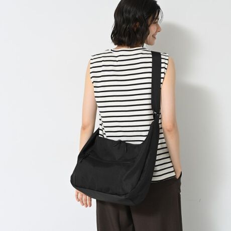 [^ԁFS3804407]yfUC|CgzA4TCY̏ނAPCȂǂ[ł֗ȑ傫̃iCV_[obOłB}`LČڈȏɉו܂Bybg{gA܂ݎPȂǂ[ł̂ŁAʋ΁EʊwȂǂ̃fC[głȂAsp̃obOƂĂ߂łByX^CO|Cgzj킸jZbNXACeŃI[V[YgpACełBf(S38-04408)ŋВ^V_[obO肵Ă܂Byfރ|CgziqɐD荞܂ꂽnAbvXgbvfނgpBقjɋ̂łBydlzE|PbgF~3 O~2 {gz_[~2EA4t@C[Ɩ̊֌WɂAۂFČꍇ܂B܂Ap\REX}[gtHȂǂ̊ɂA኱iƉ摜̃J[قȂꍇ܂Bd:260g