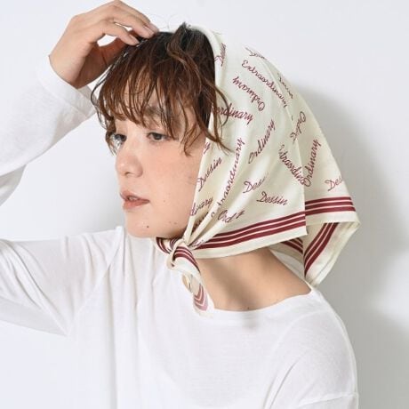 [^ԁFF5801004]yfUC|CgzDessinƃuhe[}vgɗƂ񂾃XJ[tBJWAɂ킹₷AR[fBl[g̃ANZgɂȂ1łByX^CO|CgzɊobOɂėpłBƖ̊֌WɂAۂFČꍇ܂B܂Ap\REX}[gtHȂǂ̊ɂA኱iƉ摜̃J[قȂꍇ܂B