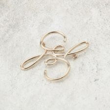 デッサン(Dessin)のメタルブローチ