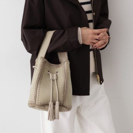 [^ԁFF5804041]yfUC|Cgz_炩ȃXEF[hfނƁAV{̂鍇v2ނœWJВobOBD{NtĝfUCBJWAliȃX^C܂ŕLB|莝łg₷TCYłBydlzE|PbgF~1Ɩ̊֌WɂAۂFČꍇ܂B܂Ap\REX}[gtHȂǂ̊ɂA኱iƉ摜̃J[قȂꍇ܂Bd:305g