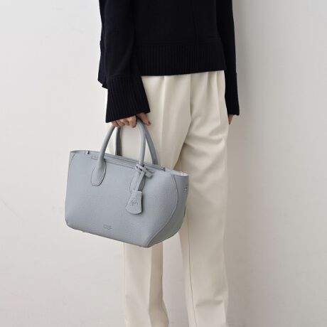 [^ԁFF5801005]yfUC|Cgzig͂Aw₨Ă΂ȂǁAZj[V[ɂ₷fUCłBЂƂƏd󂷂obOłBV_[XgbvgΌ|΂ߊ|ɂΉ\BV[X^Cɍ킹Ďg֗2WAYdlłByfރ|Cgz\ʂɉʂ̂uV{v{vgpBydlzE|PbgF~1Ɩ̊֌WɂAۂFČꍇ܂B܂Ap\REX}[gtHȂǂ̊ɂA኱iƉ摜̃J[قȂꍇ܂Bd:720g