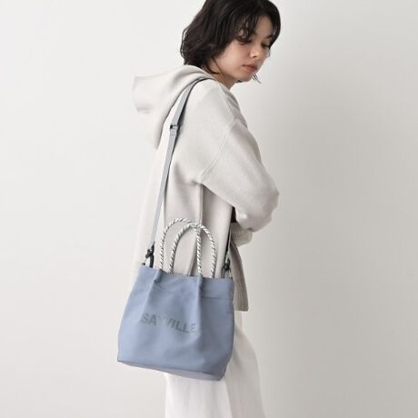 [^ԁFF5804031]yfUC|CgzJtȃR[hnhɎgpAӂ炵`̃~jg[gobOB肰Ȃ{ꂽSANZgƂȂĂAVvȂĂ܂B|GXefނȂ̂ŁAV[Y킸gp܂BO\ȃV_[tŃg[gobOƂĂgp\BydlzE|PbgF~1Ɩ̊֌WɂAۂFČꍇ܂B܂Ap\REX}[gtHȂǂ̊ɂA኱iƉ摜̃J[قȂꍇ܂Bd:250g