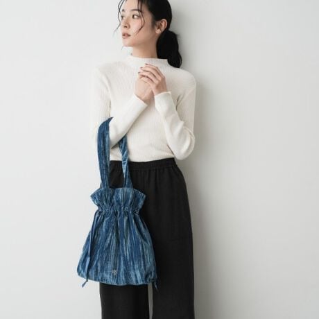 [^ԁFF5804032]yfUC|Cgzقǂ悢򊴂͂̃xAfނgg[gobOB̂܂܃g[gƂĎĝ͂A㕔LƍiċВ^ɂł2WAYfUCłBCR[fɍ킹Č`ς̂ꂵ|CgBtg̃ShJVvȃfUC̃ANZgɁByfރ|CgzpxɂČ̔ZWωA[݂̂\LȐñxAfށBydlzE|PbgF~1Ɩ̊֌WɂAۂFČꍇ܂B܂Ap\REX}[gtHȂǂ̊ɂA኱iƉ摜̃J[قȂꍇ܂Bd:180g