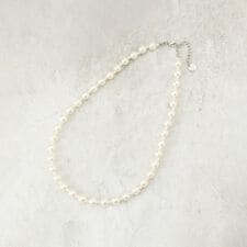 【入卒セレモニー】パール調ショートネックレス