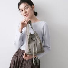 【軽量】スエードライク巾着バケツバッグ