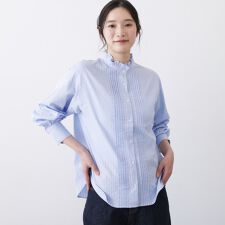 【洗える】フリルネックタックブラウス