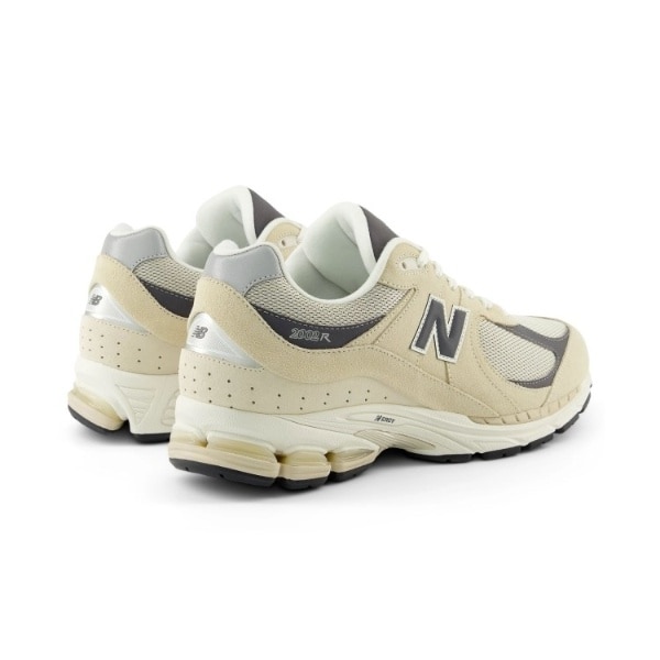NEWBALANCE（ニューバランス）2002Rスニーカー