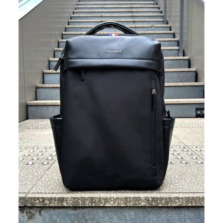 [^ԁF08601027]<d͂yuAGSv𓋍ڂ@\obNpbN>LkV_[XgbvɂAו̗hɂՌzA֏Ռړ`̂y܂BC[ɂ́Am[gPC[|Pbg1Adɕ֗ȏ|Pbg3ڂĂ܂BgbvƑOʂɂ[Xy[XLxɂȂATChɂ͎Pybg{gTCh|Pbg܂BwɋMdi[oZLeB|PbgƁAL[P[XŒxg𓋍ڂrWlXɂ߂ȃobOłBJ̓ɂH{Đv𕔕Iɑꂽڂǎ1iłBƖ̊֌WɂAۂFČꍇ܂B܂Ap\REX}[gtHȂǂ̊ɂA኱iƉ摜̃J[قȂꍇ܂Bd:1 200g(Tvd)