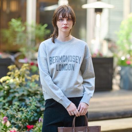 [^ԁF08512520]Ƃ̂gƑO㍷̂钅ŁApƍۂVGbgɂȂ郍SXEFbgB悢̃{[Ƒɐn܂oXŁApɔo悤dグĂ܂BBe[Ŵ郍ŚA25ss̃e[}ł郍h̃GÂ̖vgBŕ҂ݗāAFHfނ́ÃpCɒJɃR[~O{ĂAc݂ƔG̗ǂ̂łBOgV[gȂ̂ŃOXJ[g⃏ChpcƍDBl̃NV[ȃX^CyłACełBƖ̊֌WɂAۂFČꍇ܂B܂Ap\REX}[gtHȂǂ̊ɂA኱iƉ摜̃J[قȂꍇ܂B