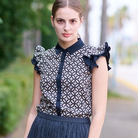 [^ԁF08582006]ylSԏtfځzI[o[bvT[Nvgڂ䂭EBOX[uuEXAbvf[gēoIhXeÃIWivguI[o[bvT[NvgpuEXɁAlCr[̐VFVɉ܂BXɁA܌̓TẽM[J[fUCɃAbvf[gI܌tAX[uɃTegpA悭܂ۂłB͓̘̂r⌨肪ɃLCɌ悤ɃtȀoɂĂ܂Bfނ́AT[Nd˂悤ȃWIgbNȐ}ĂɁAhXeÃCjVgݍ킹IWiOtBbNBvǵAI[gXN[ƌĂ΂@ŐƐZĐFoA@ׂɕ\idオƂȂĂ܂Bn͍הԎ̎ŖxDグfނgpĂ邽߁AiȌ򊴂AG炩łBTéA悢cƂȂ₩ȕiȑfނgpB{g̓CłAEgł킹VGbgoXł肵Ă܂B{[XJ[g⃏ChpcƂ̃X^COɂ߁BƖ̊֌WɂAۂFČꍇ܂B܂Ap\REX}[gtHȂǂ̊ɂA኱iƉ摜̃J[قȂꍇ܂B