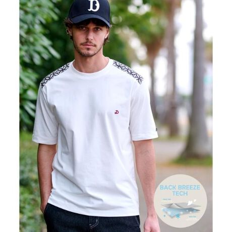 [^ԁF08632201]s@\fރobNu[YebNgpɂ̓I[o[bvT[NƐ؂ւɂȂn[tX[uTItfނ́AhXeAIWi̋@\fށuBACK BREEZE TECHiobNu[YebNjv\ňقȂ鎅gv[eBOV̋@\fނłB炩ȃ^b`ƓKxȃnAꖇłĝ̃CEɂYȃVGbgŒĂ܂B@\ʂ₩ȃ^b`̐ڐG⊴@\AыʂłɂRsO@\AOʂɂUVJbg@\AtăV[YɊt@ubNłB܂AvVIȋZpɂāA|GXëꕔɍHƗpƂ낱gpTXeBiuȑʂĂ܂Bɂ̓IWĩI[o[bvT[N؂ւāAɂ̓uhCjVDhJĂ܂BTCÝAWXg`߂̃tBbgňꖇłT}ɂȂfUCBWPbgu]̃Ci[ƂĂg₷AGC`IṼn[tX[uTłBƖ̊֌WɂAۂFČꍇ܂B܂Ap\REX}[gtHȂǂ̊ɂA኱iƉ摜̃J[قȂꍇ܂B