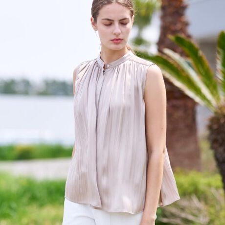 [^ԁF08582025]y\LȑfނiuEXz򊴂̂TefނɃVHꂽ\LȑfނgpAMU[̃fBe[ꂽm[X[uuEXB򊴂ƃh\v̂|GXeTex[XɁAv[cHɋ߂_ȌyVH{fނgpBVH́ALCȃVoȂDɉȅoȂxɊɂ₩ɒ邱ƂŃoXǂdグĂ܂Bh[v\tgȑfނgpȂAtĂJĂX^hJ[܌ɃLCɎ܂悤Cd˂܂B[NMU[ĕʂfUCŁApc킹łƒėlɂȂfUCBV̓̂fނ͖c݂ɂA^bNCĂXbLƎ܂̂ŃXJ[g킹ɂXXłB\̂fނgpȂɃMU[̓؂₩ȃfBe[ŁAItBXLC߂ȃV[ł̃WPbgCɂ҂ȃuEXBfjɍ킹LC߃JWAȃX^COɂXXŁALV[Œ񂵂łACełBƖ̊֌WɂAۂFČꍇ܂B܂Ap\REX}[gtHȂǂ̊ɂA኱iƉ摜̃J[قȂꍇ܂B