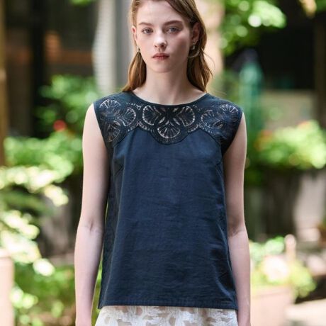 [^ԁF08582010]yBe[WCNȃ[X؂₩ItăV[Y[hՂȃuEXz2ނ̃[Xgݍ킹ăplɔzu[XuEXBx[XƂȂ鐶ńA40Ԏ̃ChȎgRbgLubNƌĂ΂fނgpBڂׂƂGŁAĂ̏ɗ₩ɒĂ܂B[XChȂgpbZ[XB傫AzuAׂ܂ŋᖡăfUCĂ܂B̉ɉĎhJŃx[X̐nƃhbLOAXɋ̓x[X̐nJbgA[X悤ɍSAJɍグuEXłB͑Sʂɐgnƃ[XdȂfUCɂȂĂ܂B{fB̓{NV[ȃVGbgŐĝ̃CEɂłBm[X[ułAL߂ɂĂ̂ŒՂłB[XfUCłAÂȂ߂JWAȕ͋CɎdグĂ̂ŁAlfjfނ̃{gƍDB܂̓J[fWPbgHD̂߂łBƖ̊֌WɂAۂFČꍇ܂B܂Ap\REX}[gtHȂǂ̊ɂA኱iƉ摜̃J[قȂꍇ܂B