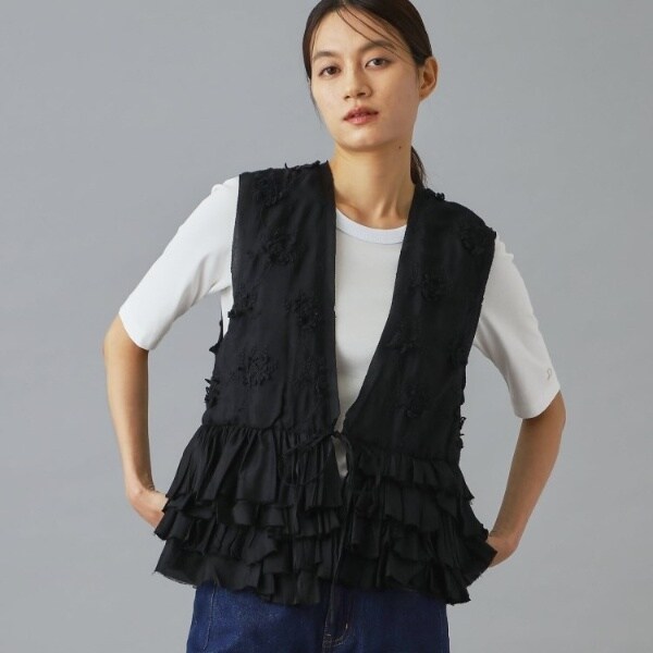 crinkle crinkle crinkle フリンジショートベスト Bshop｜crinkle crinkle crinkle | レーヨン フリルベスト WOMEN