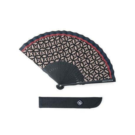 [^ԁF08601251]lC̃I[o[bvT[NvgꂽqoIOd˂悤ȃWIgbNȐ}ĂɁAhXeÃCjVgݍ킹IWiOtBbNłBx[WƃO[2FWJŁAx[Wɂ̓bh̃CAO[ɂ̓u[̃CfUC|CgłB[ܕtŃRpNgɎ܂邱Ƃo܂BՂȂǂ̃Cxg͂Aʋ΂ʊwȂǂ̓gɂ߂łBj킸jZbNXŎgWF_[t[ACełBƖ̊֌WɂAۂFČꍇ܂B܂Ap\REX}[gtHȂǂ̊ɂA኱iƉ摜̃J[قȂꍇ܂B