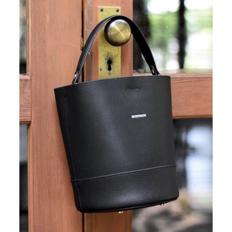 [^ԁF08501108]yꂽVNXvbgU[̃oPbgobOB₷Ǝg˔izVNU[̐ꂽʂŏîfށƎ₷nh̏oꂪ₷g₷ꖇv̂悤ȎdĂƃVNU[fނŁAi̗ǂoPbgobOBʋ΂₨oɕ֗ȃTCYB悢[ʂƓ|PbgtŎp܂B傫J̃oPc^obOB^ũ}OlbgŊJłAJɃ^uזɂȂȂ\͂łBO\ȃV_[XgbvŌ|ł2WAYdlBfޑfނɂ̓XvbgU[gpBXvbgU[Ƃ́Av2wڂɂ镔ʂŁA|E^Ȃǎ\ʂɓhzAϋv߂HvXĂ܂B{v̕YƂĐ܂邽߁A̗LpƂ_ŊɗDfނłB܂A{vŷŁABAGŜ^т₷Ȃ܂BƖ̊֌WɂAۂFČꍇ܂B܂Ap\REX}[gtHȂǂ̊ɂA኱iƉ摜̃J[قȂꍇ܂B