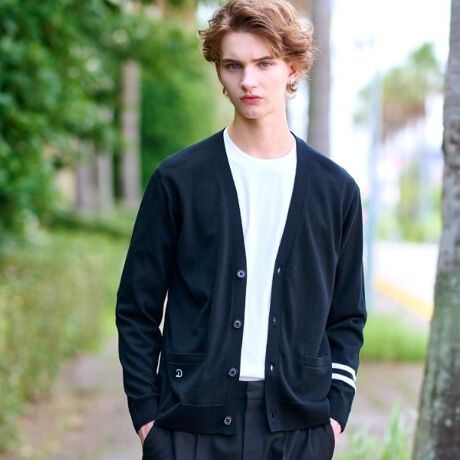 [^ԁF08614212]sx[VbNtBbg̒ԃjbgJ[fBKt􂢉\Ăk݂ɂقǂ悢ŃCi[ƂĂ􁜃E[Ȃł͂̏_炩ƏiȌ򊴁|Cg␞̃úAKxɃtBbgVGbgłƂSnBVlbN̊J́ACi[Ƃ̃oXlfUCɎdグĂ܂Bn͒悭ŁAcꂹAE^[̉ɂKɒ_͂łBɁA̔zFCƃ|PbgɂꂽuhCjVhJA肰ȂĂ܂BfނɂĎgpĂ̂́AI[XgAÝuGNXgt@CmE[vBт̒iKŖhkH{gĂ邽߁AĂk݂ɂAgɂSłB̉HɂāAE[{̂ӂƂƏiȌ򂪕ۂĂ܂BȂ߂炩Ń\tgȔGAăVN̂悤ȂȂ₩͂̃hXeAȂł͂̒ԑfނłBƖ̊֌WɂAۂFČꍇ܂B܂Ap\REX}[gtHȂǂ̊ɂA኱iƉ摜̃J[قȂꍇ܂B