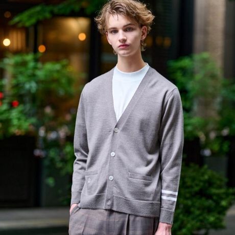 [^ԁF08614212]sx[VbNtBbg̒ԃjbgJ[fBKt􂢉\Ăk݂ɂقǂ悢ŃCi[ƂĂ􁜃E[Ȃł͂̏_炩ƏiȌ򊴁|Cg␞̃úAKxɃtBbgVGbgłƂSnBVlbN̊J́ACi[Ƃ̃oXlfUCɎdグĂ܂Bn͒悭ŁAcꂹAE^[̉ɂKɒ_͂łBɁA̔zFCƃ|PbgɂꂽuhCjVhJA肰ȂĂ܂BfނɂĎgpĂ̂́AI[XgAÝuGNXgt@CmE[vBт̒iKŖhkH{gĂ邽߁AĂk݂ɂAgɂSłB̉HɂāAE[{̂ӂƂƏiȌ򂪕ۂĂ܂BȂ߂炩Ń\tgȔGAăVN̂悤ȂȂ₩͂̃hXeAȂł͂̒ԑfނłBƖ̊֌WɂAۂFČꍇ܂B܂Ap\REX}[gtHȂǂ̊ɂA኱iƉ摜̃J[قȂꍇ܂B