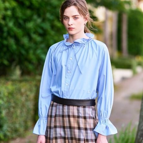 [^ԁF08584002]y؂₩ȃfBe[ŒffC[głfUCuEXztJ[܂؂₩ɉoRbgCNȃXp^b`̃|GXeŏ_炩ȕꖇłCi[ƂĂffBe[Ă̏܂Ă^~`t܂3V[Y􂷂uEXBtJ[ƃLfBX[ũfBe[؂₩ŁAꖇłjbgWPbg̃Ci[ƂĂffUCłB܂؂₩ɂtJ[́Ah[XgOŃMU[𒲐\BtƂ߂ă{тłAЌтőOt2ʊJĒp鎖\łBׂ͍SʂĂAЂ܂łグ7ƂĒp̂fGłBWPbgɒ킹鎖z肵ɂĂAWPbg̑LfBX[ȗ̃R[fBl[g߂łBfޖȃ[̂悤ȓVRCNȕƏ_炩ȔG̃Xp^b`̃|GXefށB_ȃhbg͓]ʃvg{ĂAvg̓ŏn̂łB􂢂łAyACŒpłyŃfC[gɏd󂵂܂BƖ̊֌WɂAۂFČꍇ܂B܂Ap\REX}[gtHȂǂ̊ɂA኱iƉ摜̃J[قȂꍇ܂B