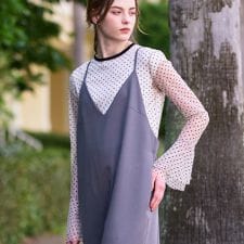 【洗えるシアー素材】シアードットベルスリーブカットソー