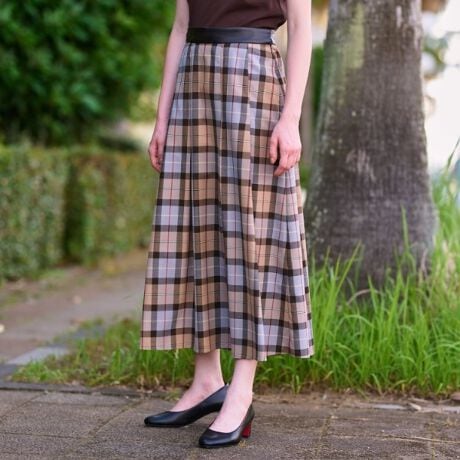 [^ԁF08574010]sNlC̃XJ[gNoINVJȃ`FbNH~̃X^COɉf\tg^bNXJ[gthXeAIWĩ`FbNX^CÕANZgɂȂ郌U[̃EGXgxgʒu邷肵VGbghXeAIWi`FbÑXJ[gB`FbN̔zFɂA\p^[̔zFg݂܂B̐FɂAɂ؂XJ[głBEGXgxg̍vƂ̃Rrl[VH炵AffUCBEGXgqbvɂĂ茩悤fUCĂ̂ŁA^bNtAłÂȂ炸AX^CbVȈۂłB߂ɂƂEGXgxgƃnCEGXgfUCōʒuAĝ̃CE킸ׂĂ܂Bאg̃jbgCX^CO߁BEGXg肪ƂĂ̂ŁAgbvXAEgĒpĂAɃLCɒp܂Bfރ|GXeE[̎DłrGgDŐDグhXeAIWĩ`FbNB悢nAyVɂȂɂfނłBƖ̊֌WɂAۂFČꍇ܂B܂Ap\REX}[gtHȂǂ̊ɂA኱iƉ摜̃J[قȂꍇ܂B