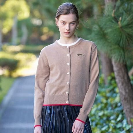 [^ԁF08534010]yVѐSzFƃ^CK[hJfjbgJ[fBKzɂ̓IWĩ^CK[hJ|CgɁׂ₩ŗVѐSzFۗfUCIWitēʊyzɂꂽIWĩ^CK[hJANZgɂȂAVѐSfUCjbgBVvȃN[lbNłRpNgȃTCYBx[VbNȃVGbgȂAeJ[Ɏ{ꂽzF̃CguhIWĩ{^ȂǁAfBe[ɂꖇłBJWAɂꂢ߂ɂ킹₷AVvȃ{gɍ킹邾ŃX^CO܂܂ByfށzӂƂ炩A肪D\tgȃ^b`̎gpBy₩ŒSn悭AfC[Ɏ₷łBƖ̊֌WɂAۂFČꍇ܂B܂Ap\REX}[gtHȂǂ̊ɂA኱iƉ摜̃J[قȂꍇ܂B